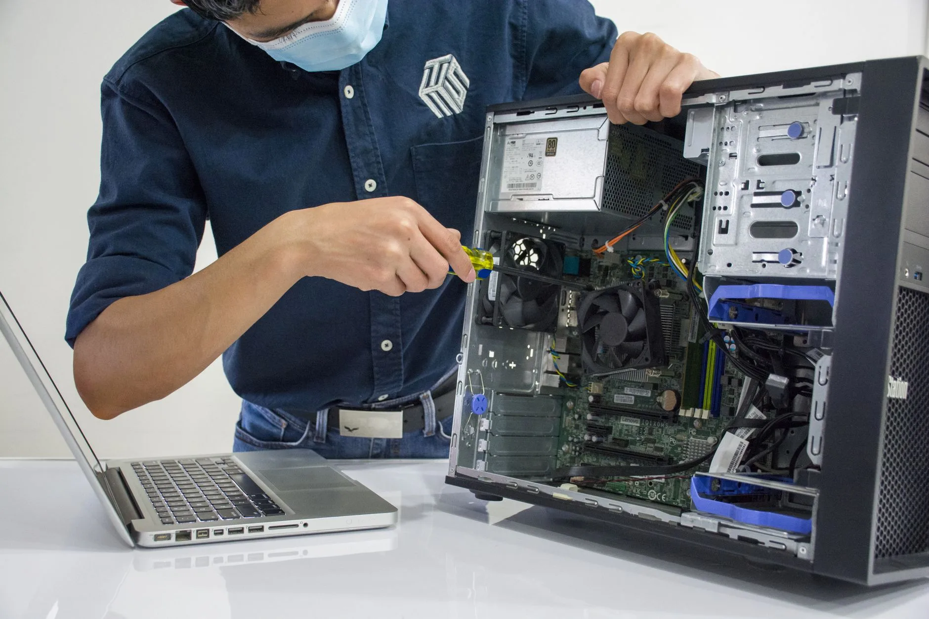 High-Tech : nos petites négligences qui coûtent cher