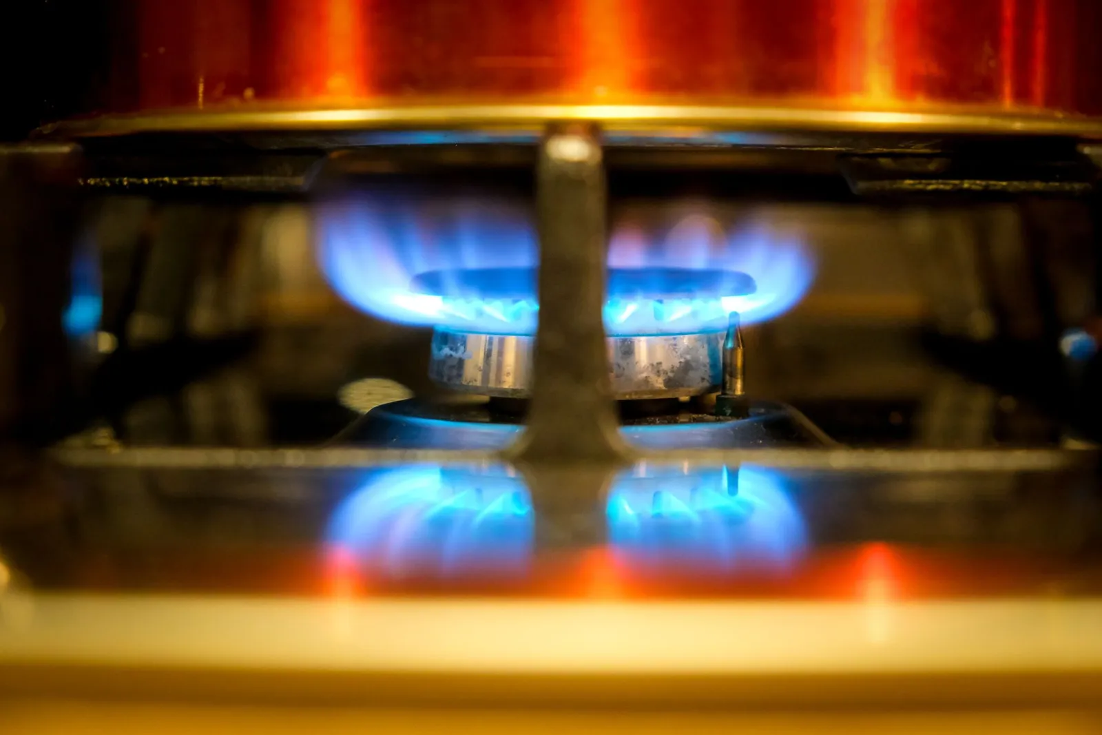 Le prix repère du gaz prend 6,3 % en octobre avant l'hiver